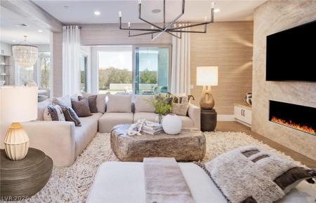 10734 Rolling Vista Drive