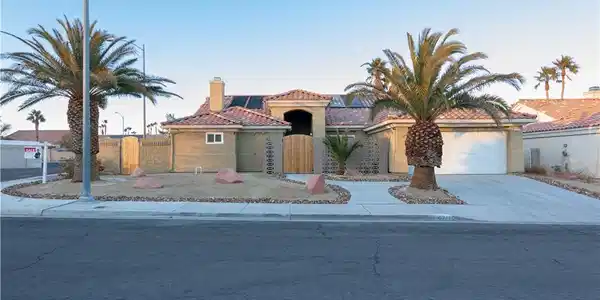 8032 Deep Stone Avenue