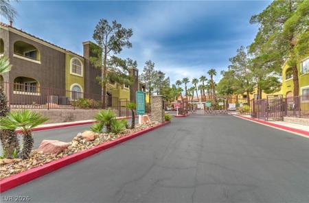 7950 W Flamingo Road