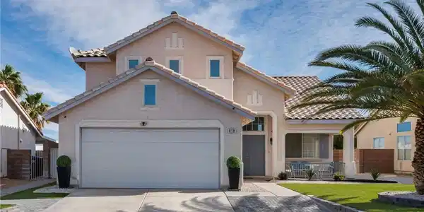 818 Grape Vine Avenue