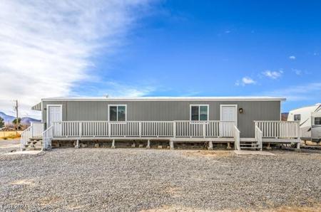 4901 Maple Road