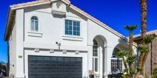 8896 Dove Cove Drive