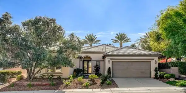 10623 Riva De Fiore Avenue
