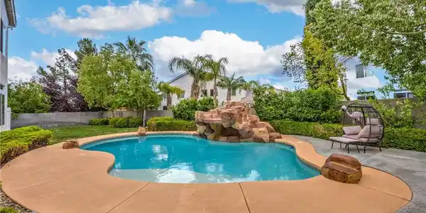 7480 Grassy Field Court