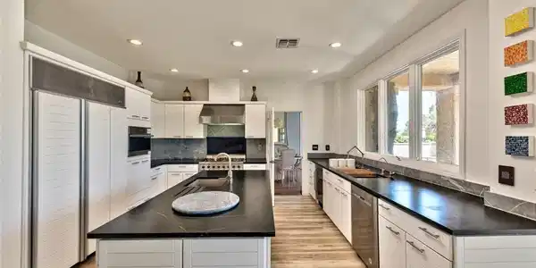 7879 Bermuda Dunes Avenue