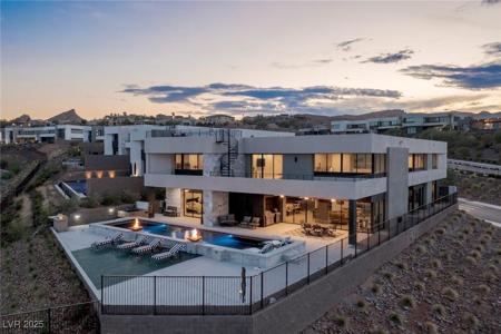 53 Falling Ridge Lane