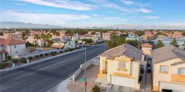 1808 Quartz Landing Avenue