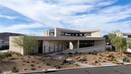 21 Rockstream Drive