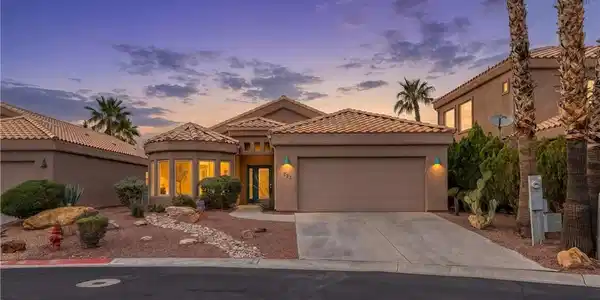 233 Pinnacle Court