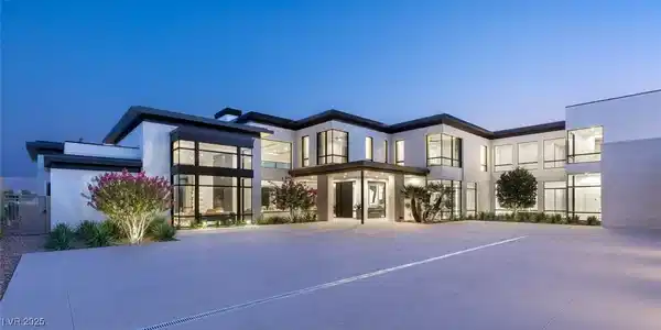 10911 Discovery Peak Court