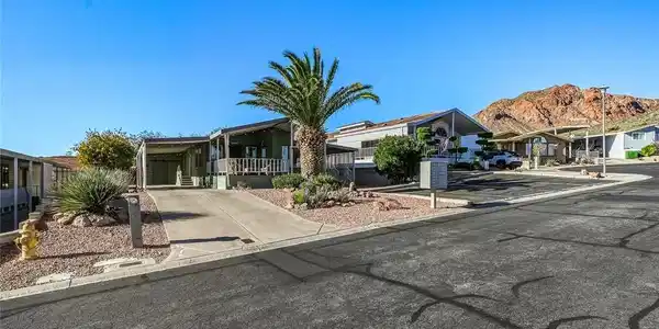 585 Lake Superior Lane