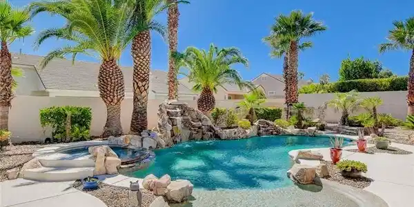 10809 Sleepy River Avenue