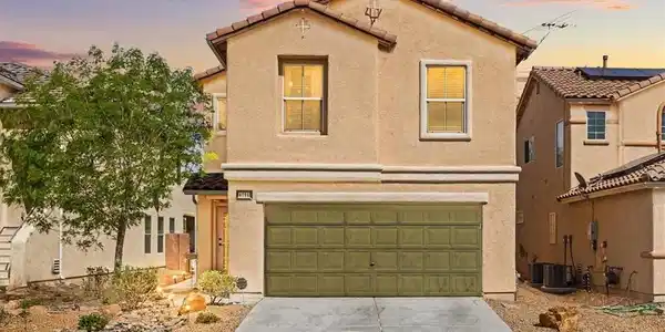 8728 Palomino Ranch Street