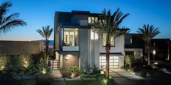 Image 2: Front of Home