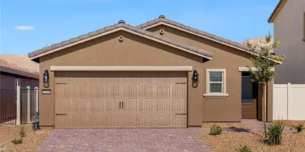 2728 Pavehawk Way