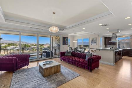9212 Tesoras Drive