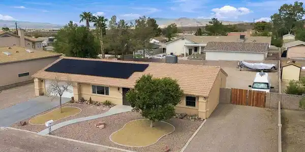 Image 3: Solar panels line the roof of this classic desert