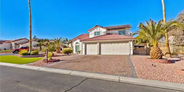 5112 Palm View Drive