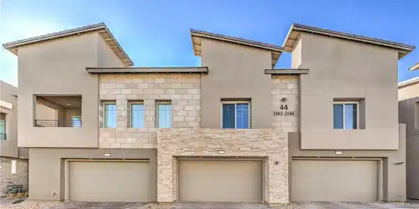 600 N Carriage Hill Drive