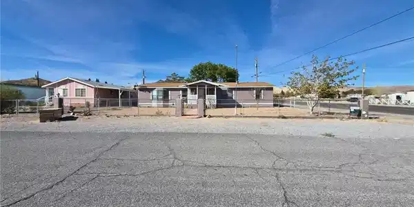 400 W Hoyt Street