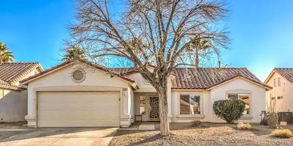 1043 Oak Shade Lane