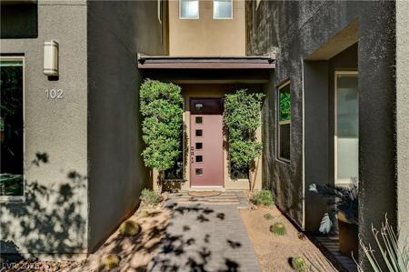 1257 Venue Street