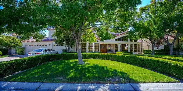56 Sawgrass Court