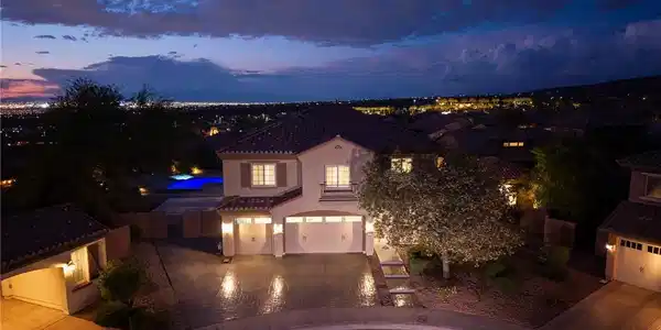 2900 Valvent Court
