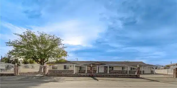 3015 El Camino Road
