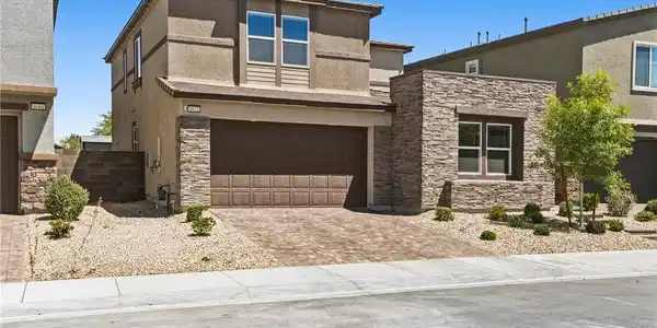 9672 Abel Cliff Street