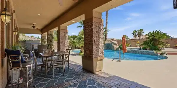 Image 4: Amazing Yard with Pool and Spa also a complete Bac