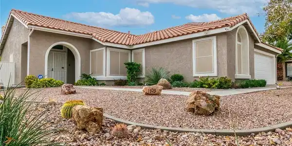 1103 Deer Horn Lane