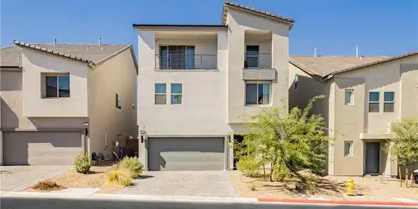 10417 Rose Palisade Street