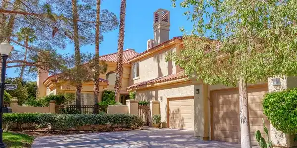 7969 Bermuda Dunes Avenue