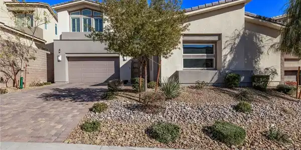 30 Hilltop Crest Street