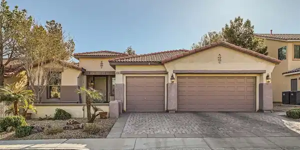 9262 Edgeworth Place