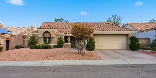 2904 Castle Bar Drive