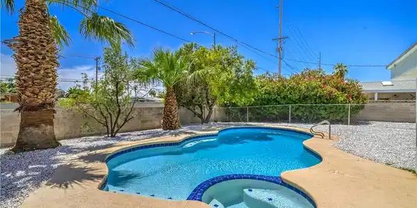 5279 Consul Avenue