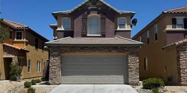 5352 Magnolia Crossing Street