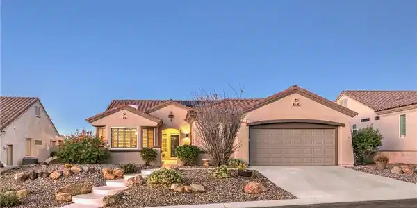Image 4: Approximately 2032 Sqft of Living Space, 2 Bedroom