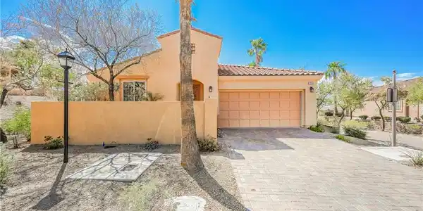 1254 Calcione Drive