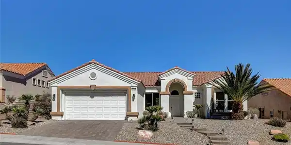 10100 Folsom Drive