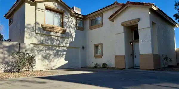 2379 Cliffwood Drive