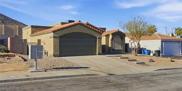472 Wright Way
