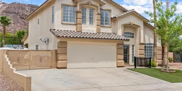 Image 3: Rare RV parking plus a 2 car garage