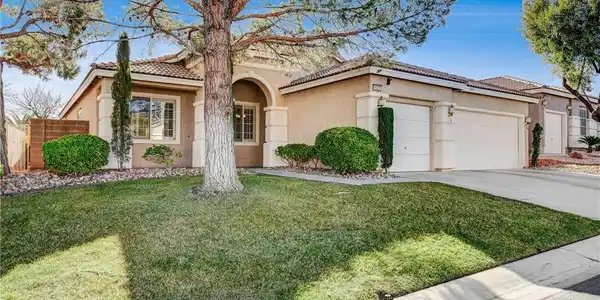 10221 Crystal Arch Avenue