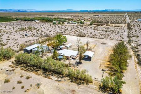 2501 N Joshua Road