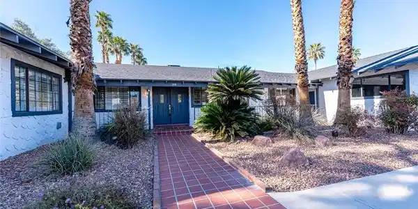 216 Canyon Drive