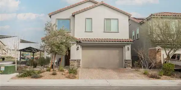 4372 Panoramic View Avenue