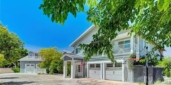 5880 W Oquendo Road